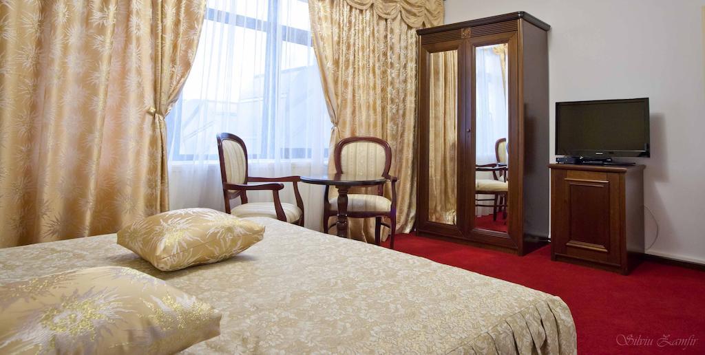 Pensiunea Crystal II Valea Lupului  Phòng bức ảnh